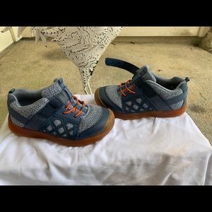 Boy 3T-5T shoes size 12 target